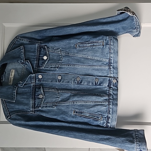 Small Revivify Demin Jacket with Gucci Scarf details - Picture 6 of 6